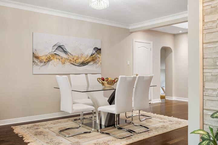 Fantastic 5 bedrooms 4 bath gallery image 5