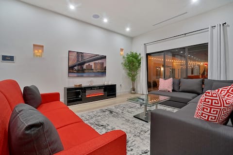 Top Airbnb: Luxe getaway with heated pool, outdoor grill in East Little Havana