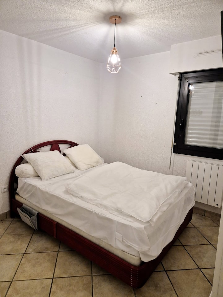 غرفة النوم 1