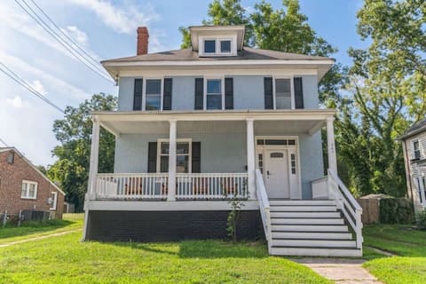 341) 2 homes that sleep 16!