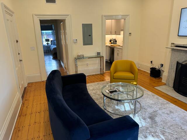 2Bed/2Bath in Brownstone in Historic South End gallery image 3