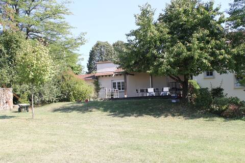 Family home for 13 people