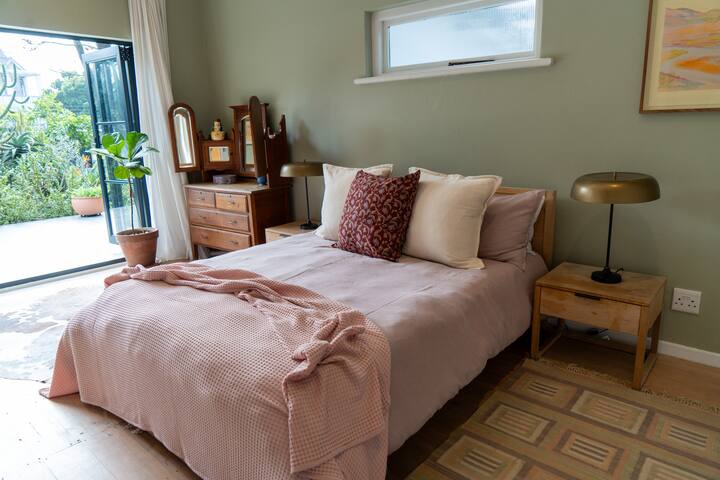 Sunny Oasis: Spacious Family Home with Pool! gallery image 4