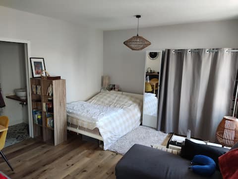 Popular Airbnb listing: Studio for rent in Paimpol