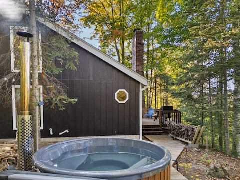 Highbanks Haven Hot tub, Sauna, Lakefront on Huron