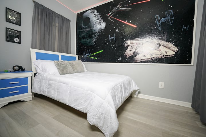 The force is with this one. This room accommodates two wookies in a full size bed.