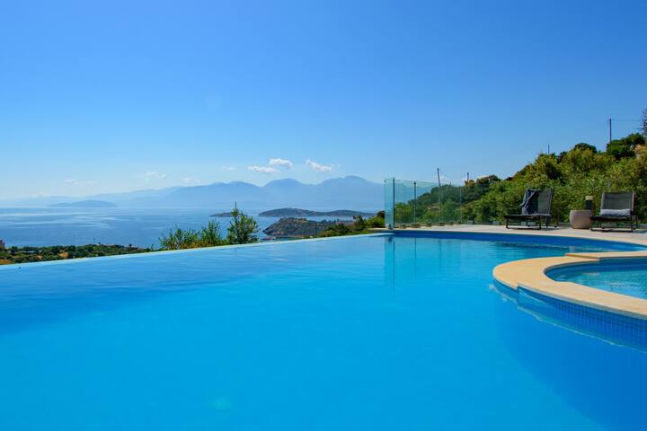 Villa Sophia – Infinity Pool – Anemos Villas gallery image 5