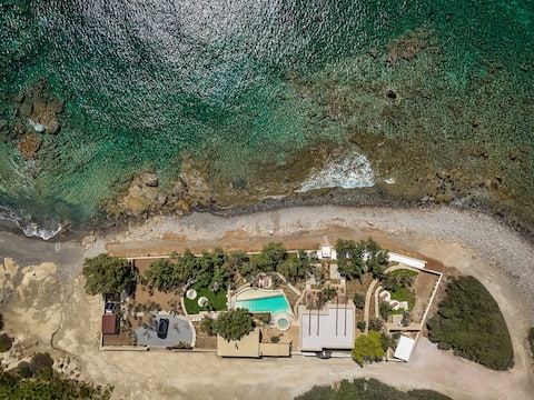 Beachfront Villa South Crete - The Echo Of The Sea