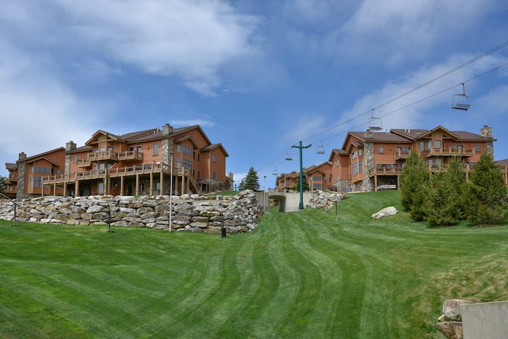 7 Springs-Luxury Southwind Ski-in/Ski-out - Houses for Rent in