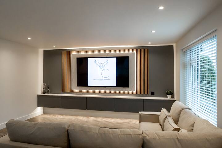 Falcon House gallery image 5