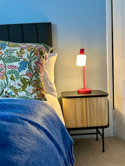 The Parade -Corner Plot Getaways