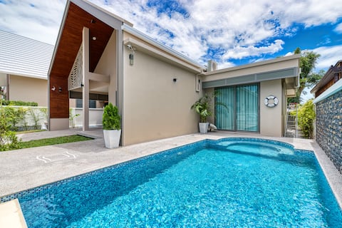 New 4 Bedroom Pool Villa Sunniva