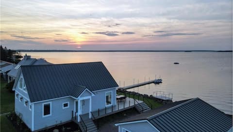 Shediac Oceanfront Cottage
