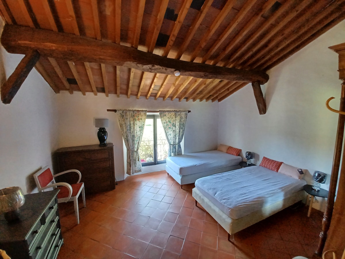 Izba s 2 samostatnými lôžkami