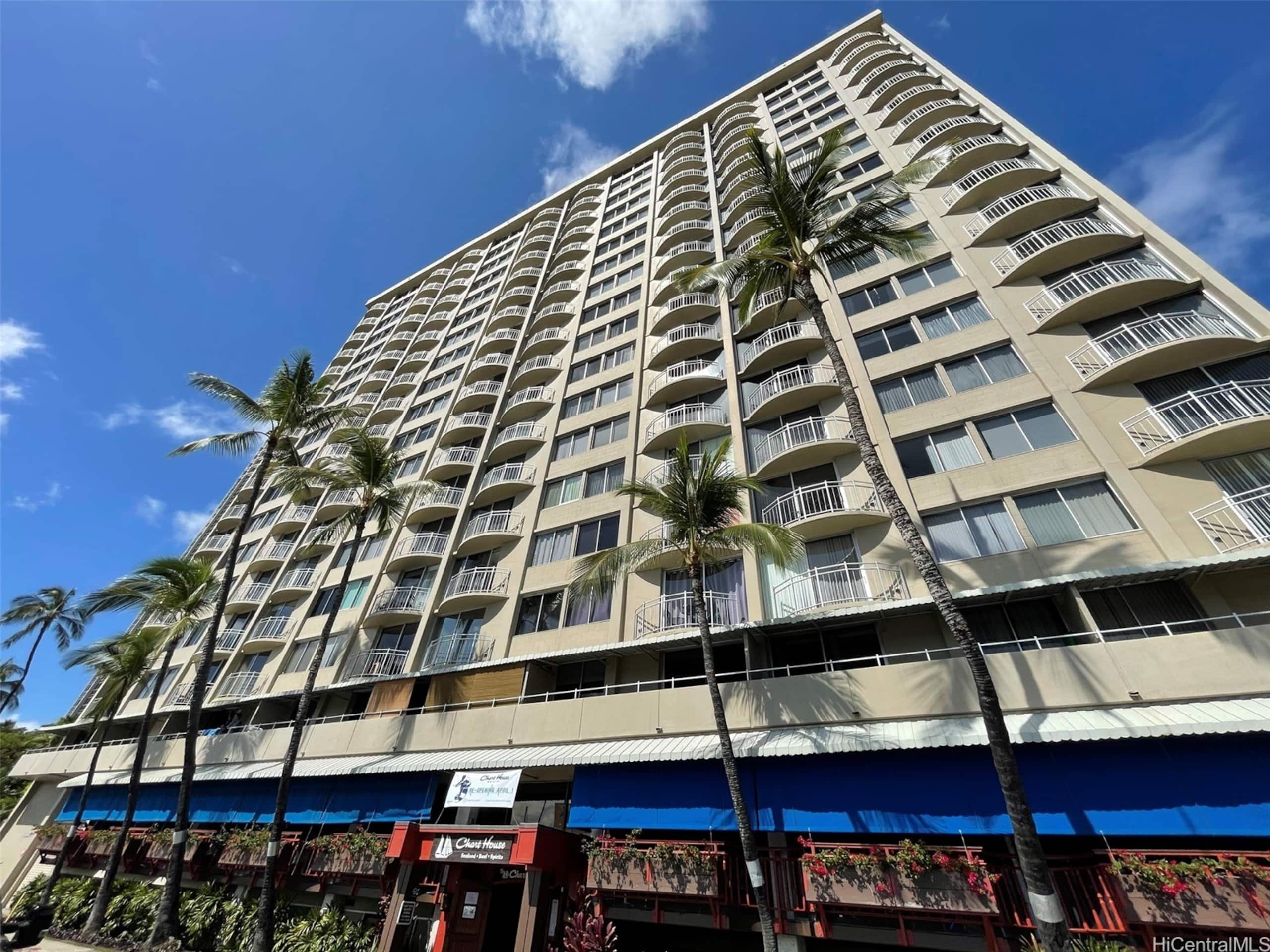 *Newly Renovated Oceanfront Waikiki- Ilikai Marina - Image 48