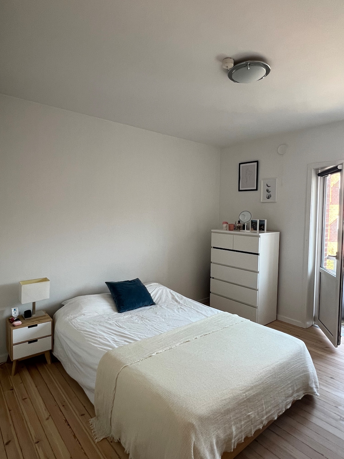 Duerme profundamente con persianas oscuras