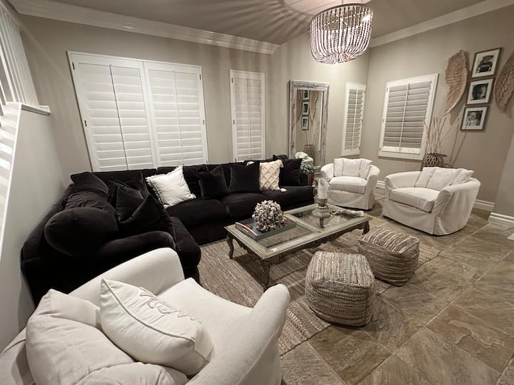 Single Family In Gated Community - Mission Viejo, CA
