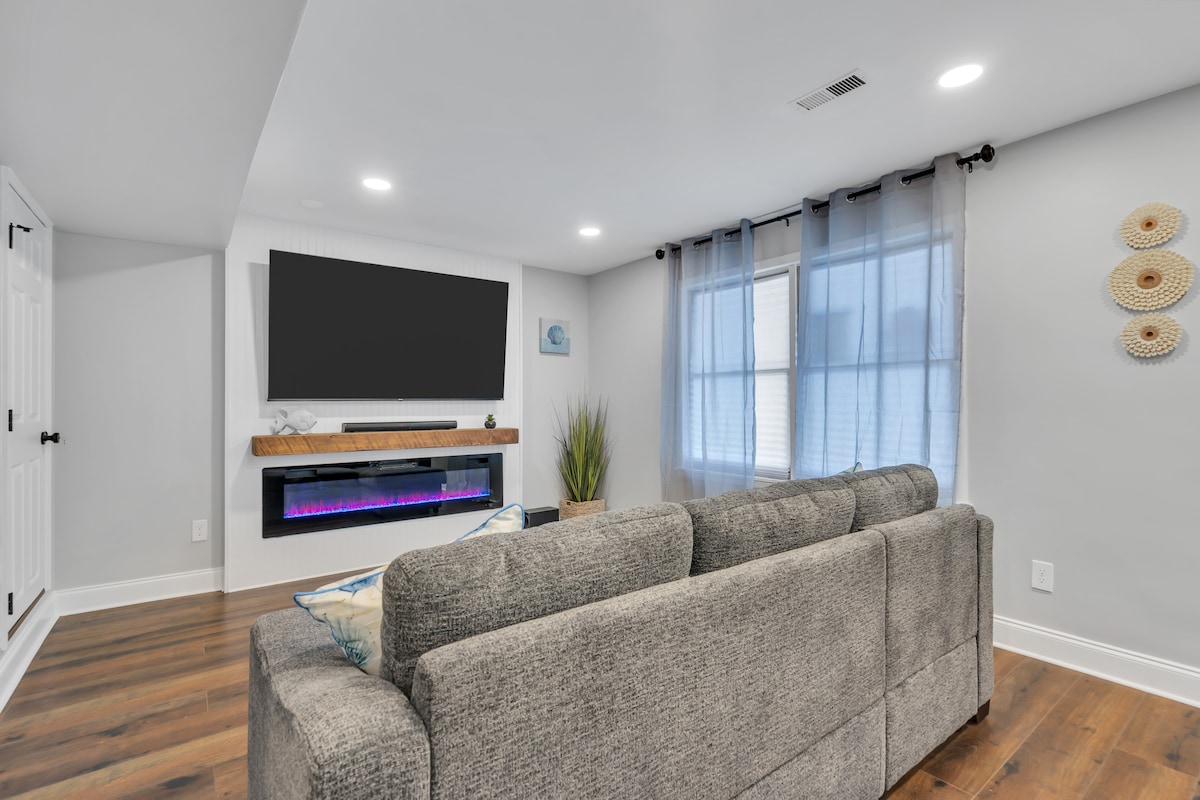 134 Blaine Unit #1 Downstairs