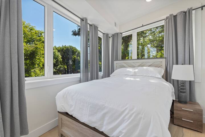 Townhouse at Capitol Hill 1 with Rooftop gallery image 4