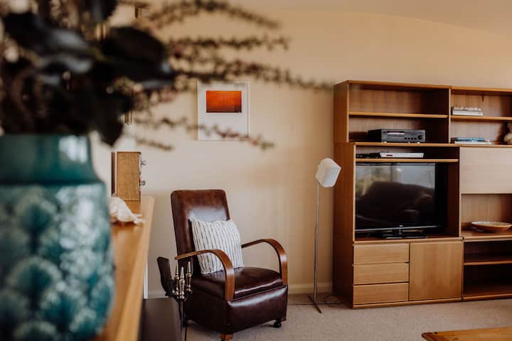 St Helens Shack With Pool And Water Views - St Helens