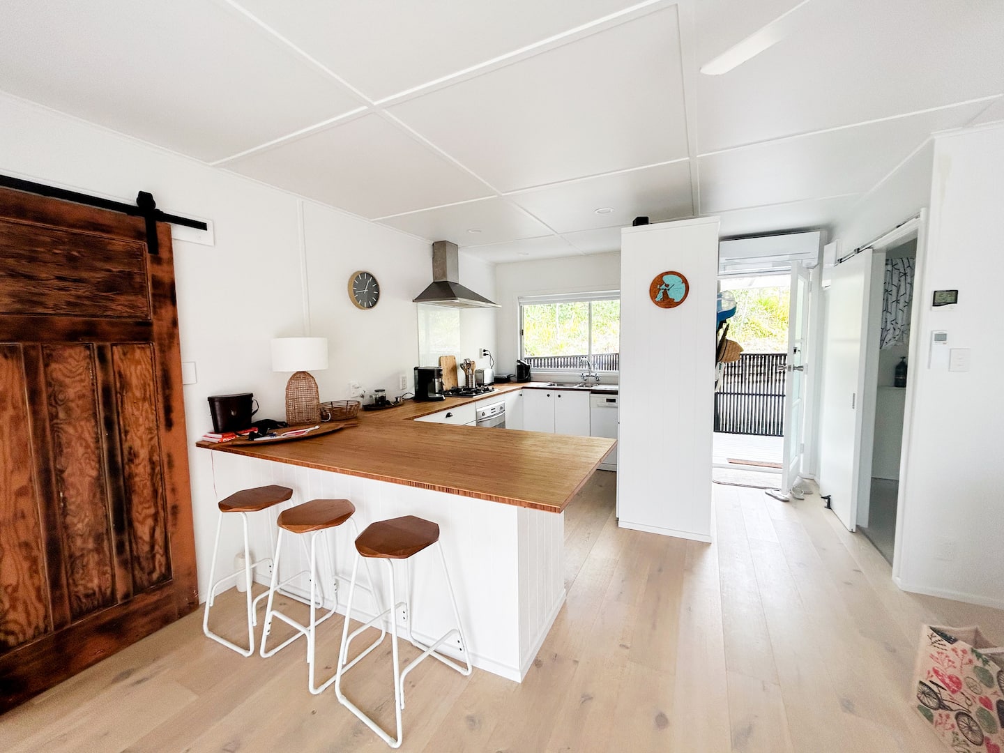 Cozy Getaway, Great Views 5