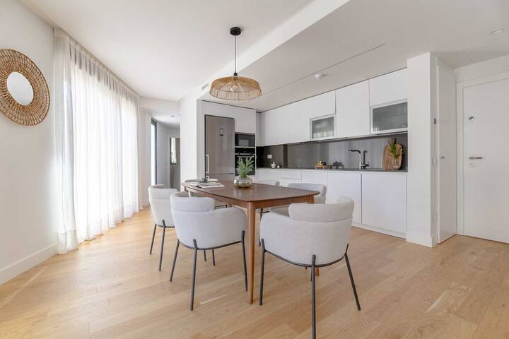 Dúplex con piscina y garaje en Ciudad Jardín. gallery image 5