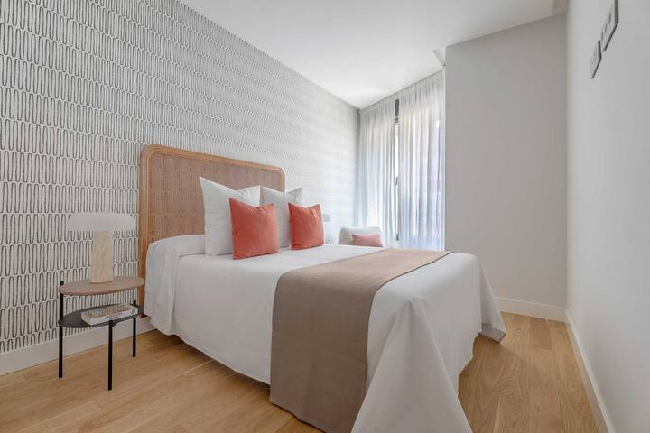 Dúplex con piscina y garaje en Ciudad Jardín. gallery image 3