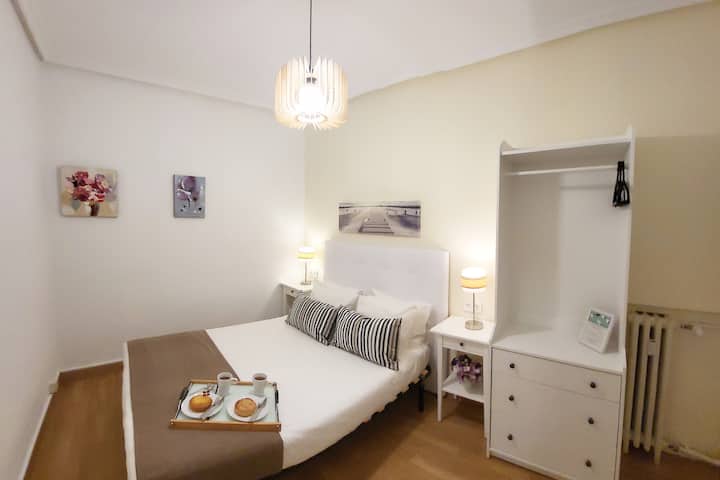 Dormitorio / Bedroom / Schlafzimmer / Chambre