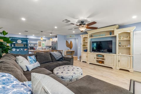 Popular Airbnb listing: Tarpon Springs Beach Bungalow in St. Petersburg / Clearwater