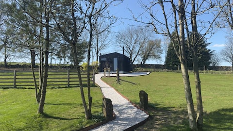Luxury Peak District Cabin for 2 with Log Fire