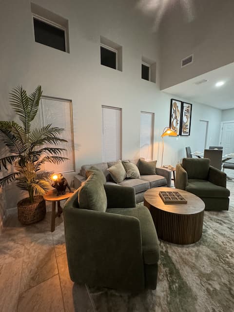 Successful Airbnb property: The Escape at Hidden Hills in Mission