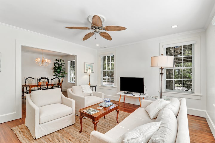 Bungalow In Historic Downtown Beaufort! - Beaufort, SC