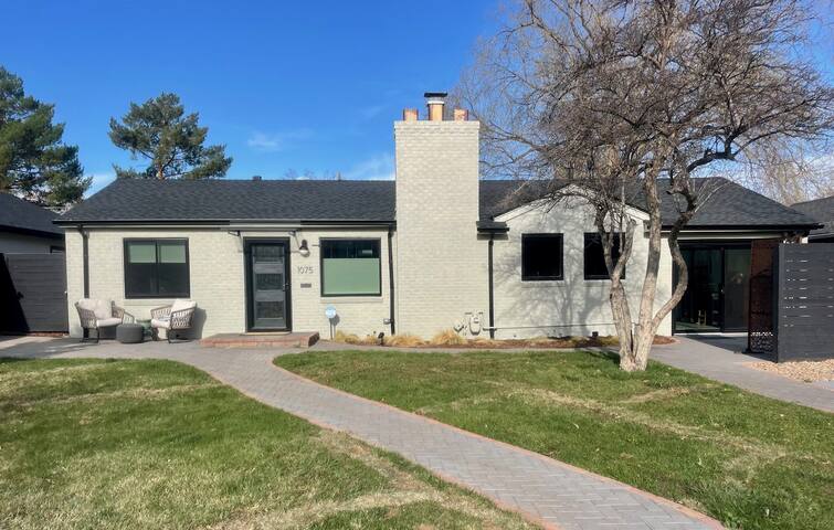 Cool remodeled mid-century! gallery image 3