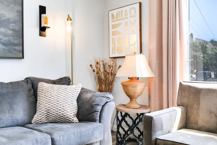 Spacious, Modern Home Near Lax, Dtla, Sofi, Disney - Compton, CA