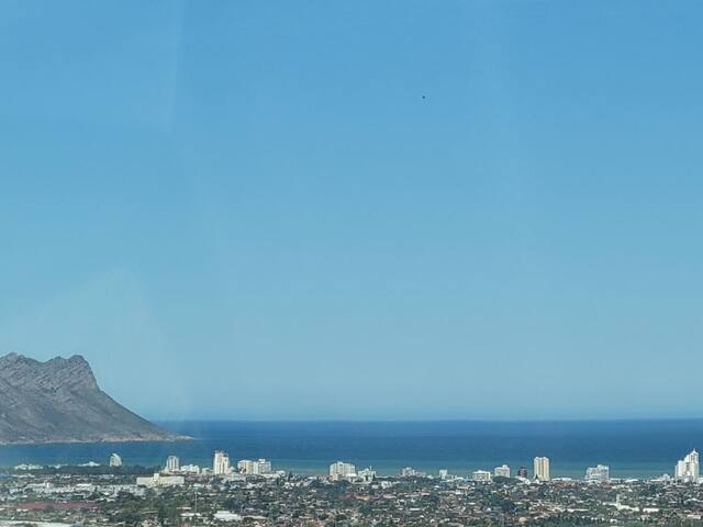 4 Bedroom house with mountain and sea views gallery image 3