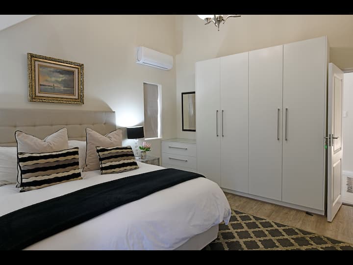 ห้องนอนใหญ่