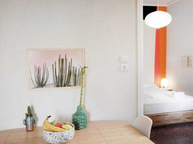 Entire 3-floor Building in the Heart of Psyrri gallery image 5