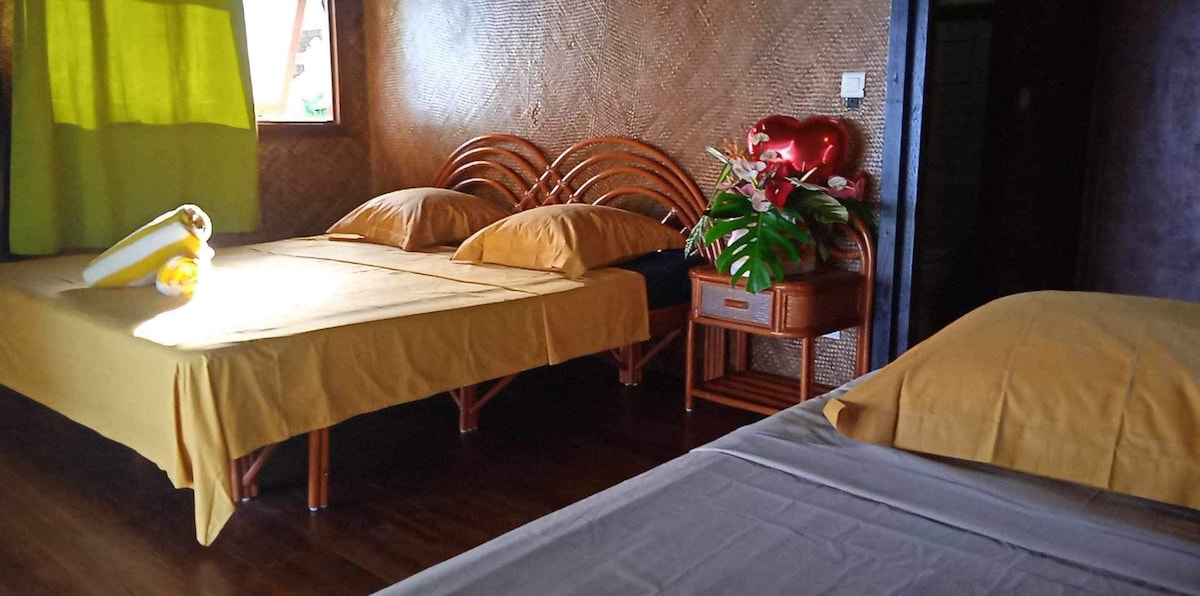 Chambre du bungalow La vague bleue