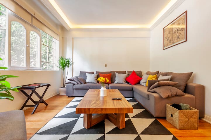 Condesa Amsterdam Apartment