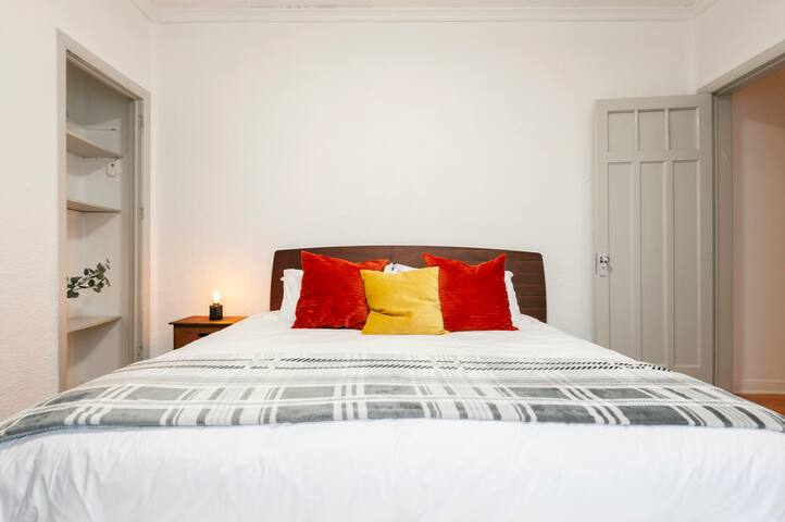 Condesa Amsterdam Apartment gallery image 3