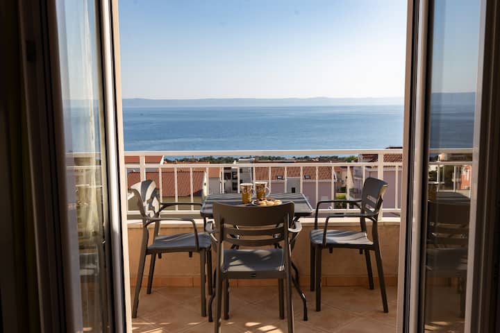 Botanika 2 (2 guests) sea view, parking place