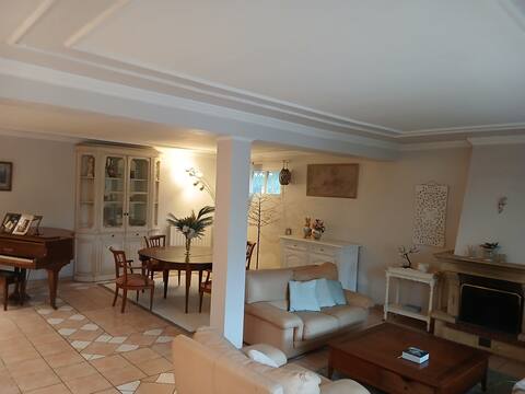 Top performing Airbnb: Apartment at the bottom of the villa in Mougins