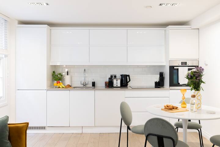 Kula Opera House – Premium 2 Bed Apartment gallery image 5