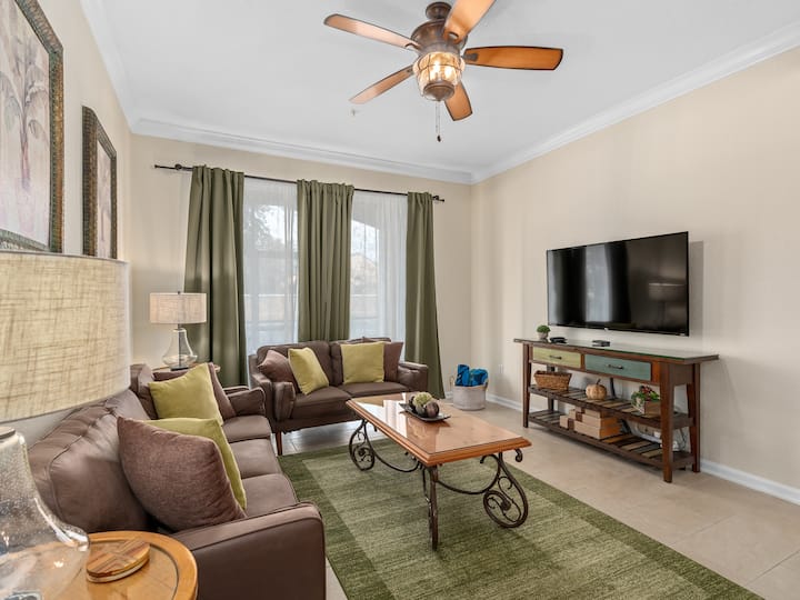 Remodeled Windsor Hills Condo 2 Miles 2 Disney - 셀레브레이션
