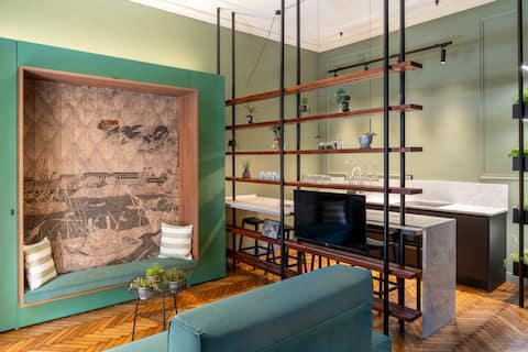 Annuncio Airbnb popolare: Downtown, shower with SPA a Genova