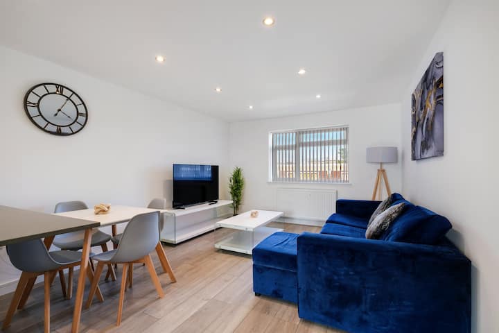 St Martins 2 Bedroom & 2 Bathroom Apt.09 - Ruislip - Harrow
