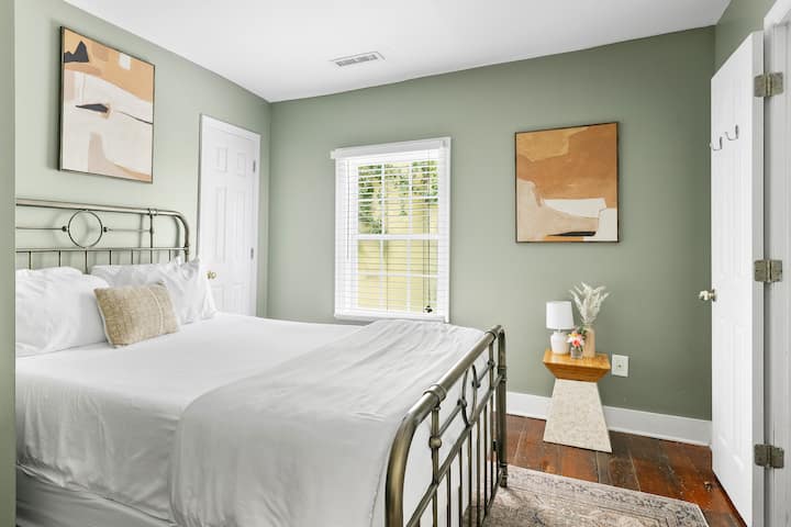 Chumba #3: Kitanda cha Malkia