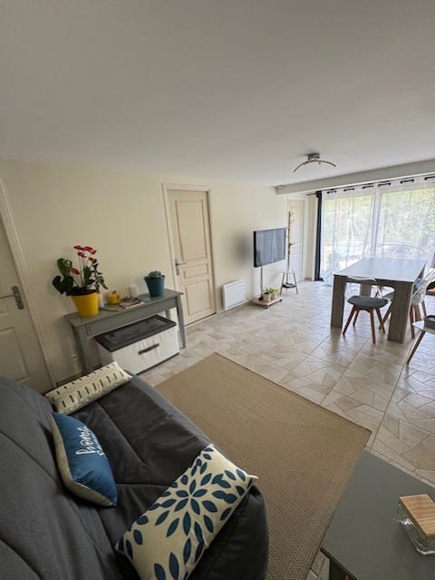 Equipped and air-conditioned apartment