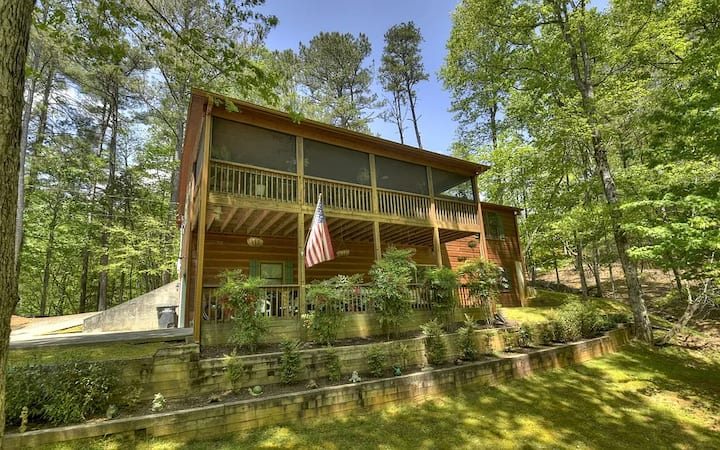 Weekend Specials/late Check-out/hot Tub/amenities - Ellijay