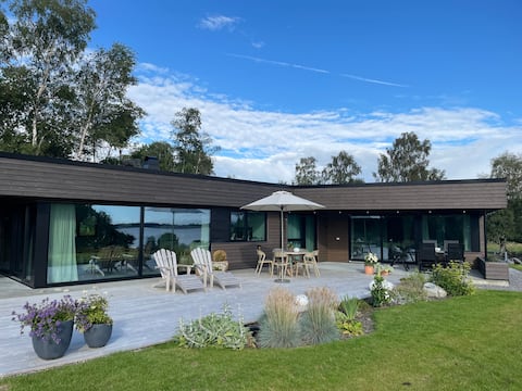 Large seaside holiday home